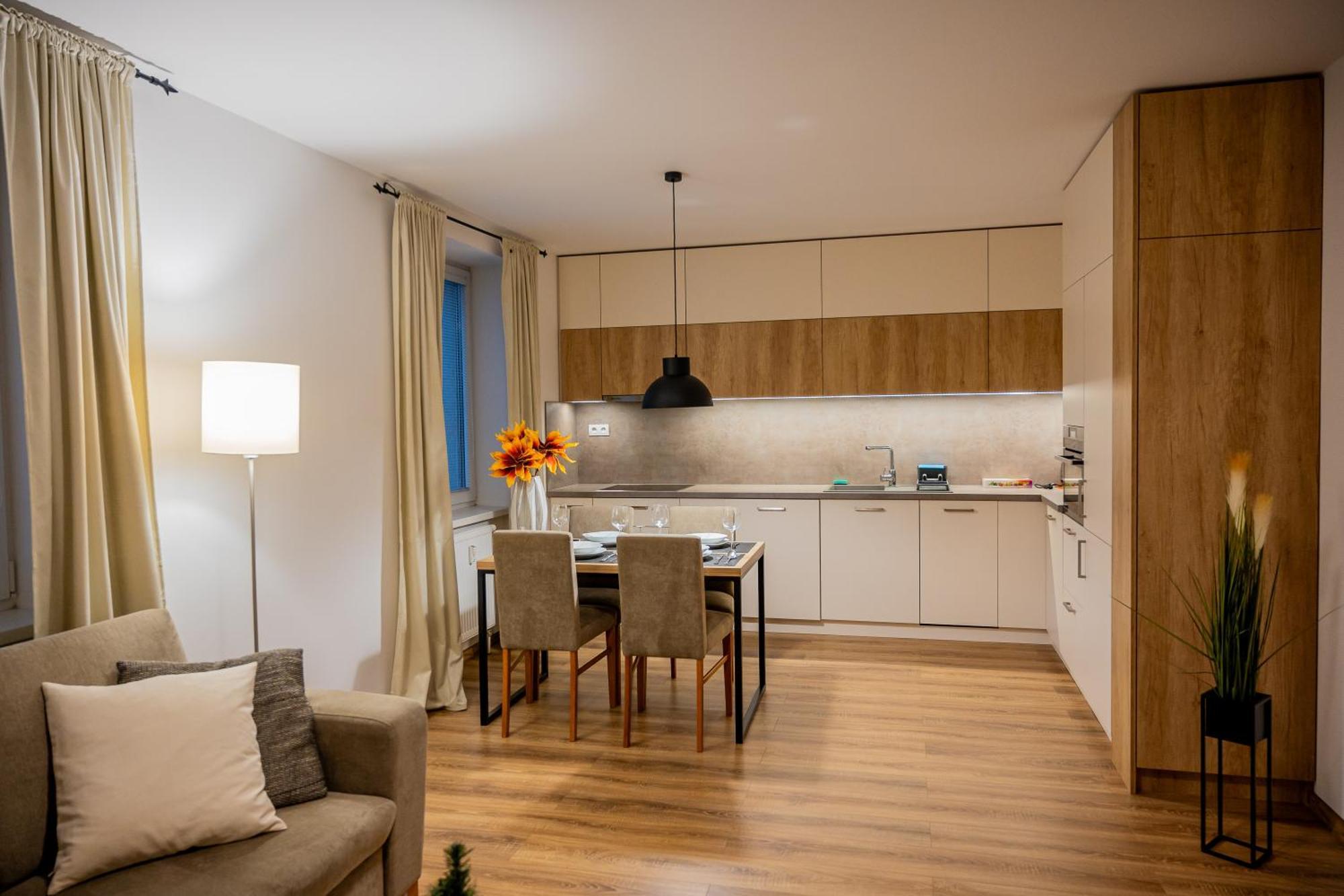 קושיצה Old Town City Center Apartment 1 - Private Parking Included מראה חיצוני תמונה