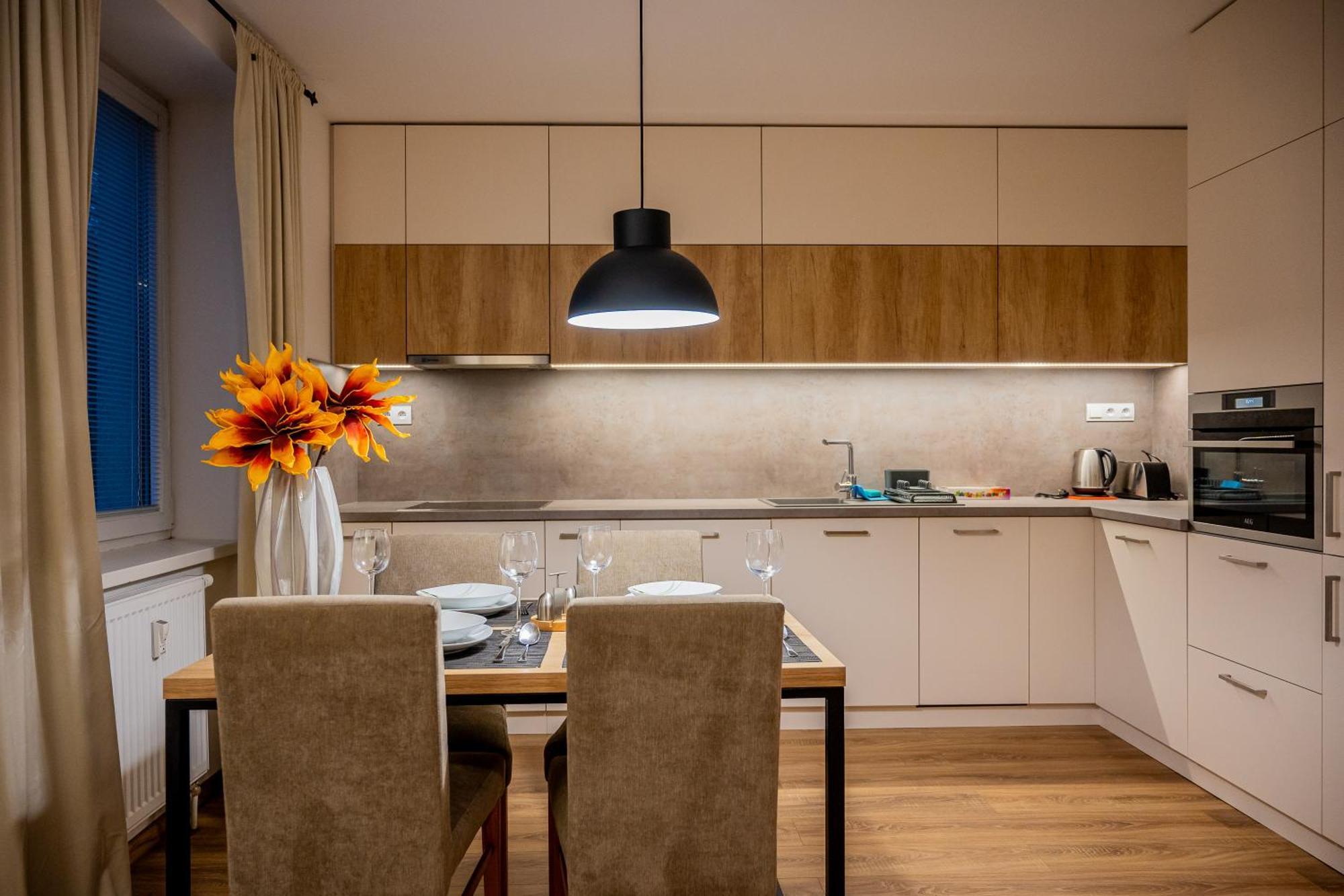 קושיצה Old Town City Center Apartment 1 - Private Parking Included מראה חיצוני תמונה